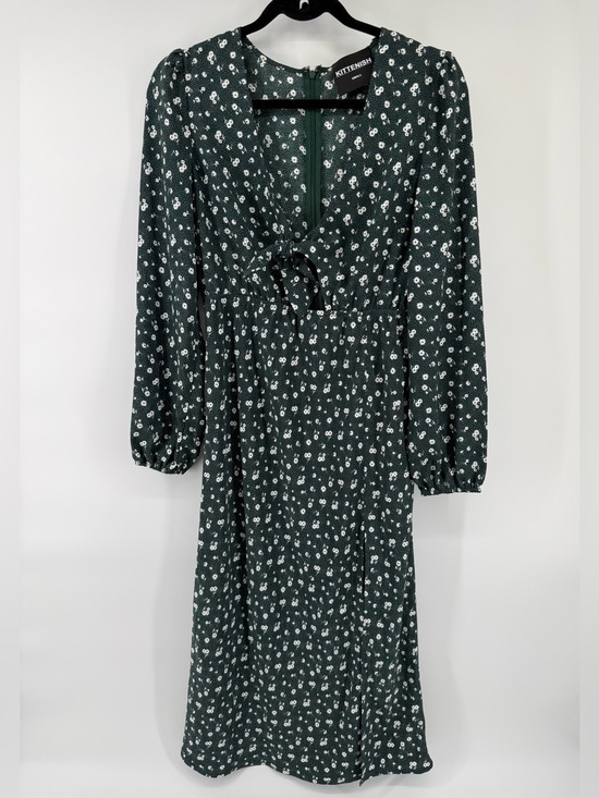 Kittenish Dresses & Skirts - Kittenish Green and White V-Neck Bishop Sleeve Sundress